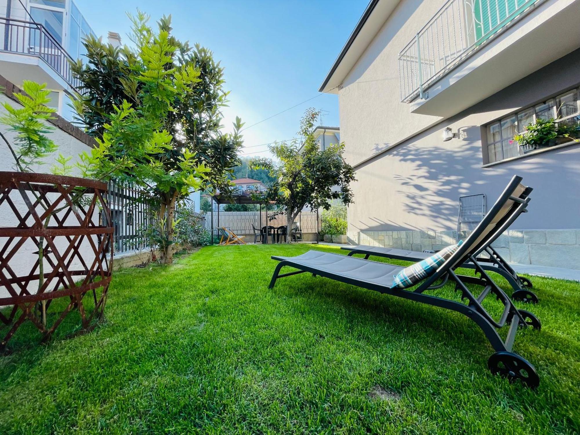 Casa Piero, Relax E Piscina Privata Tra Le Colline Delle Langhe Villa Alba  Eksteriør bilde